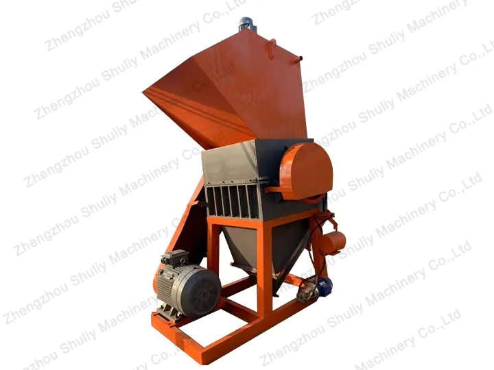 PET bottle crushing machine