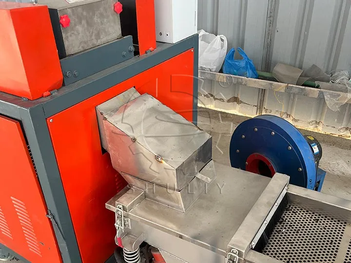 plastic dana cutter