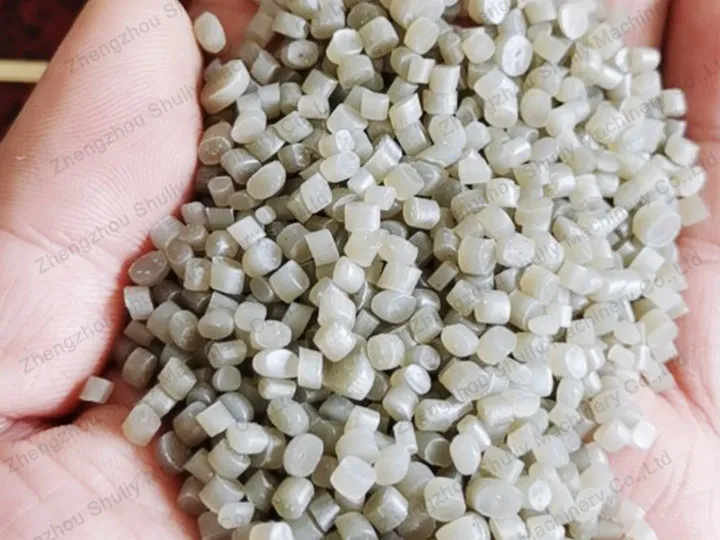 recycled plastic granules