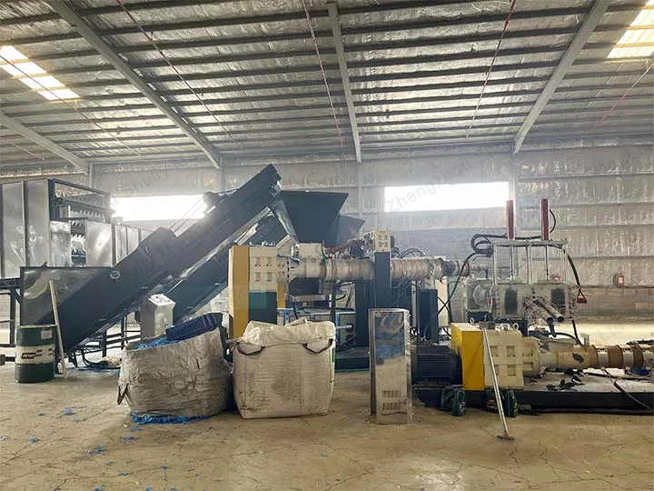 plastic recycling granulating line