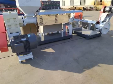 plastic pelletizing extruder