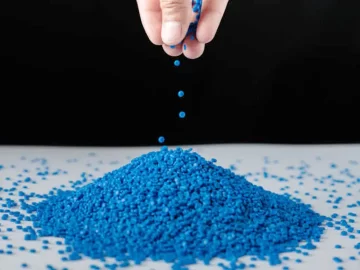 recycled plastic pellets