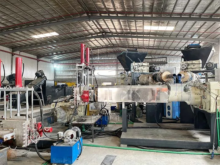 plastic recycling granulator