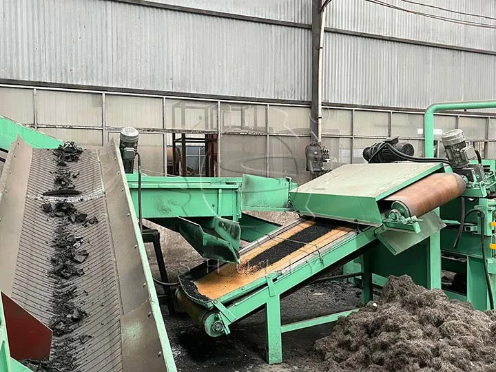 waste tire recycling machine