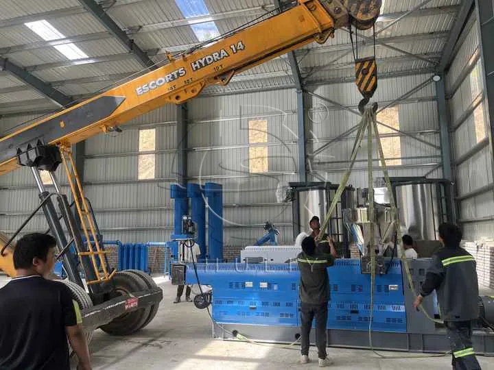 Our engineers are assisting with the installation of a bottle recycling plant in Bhutan